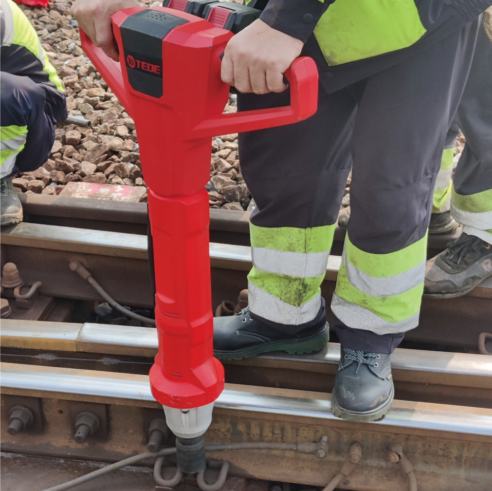 TEDE鋰電立式扳手